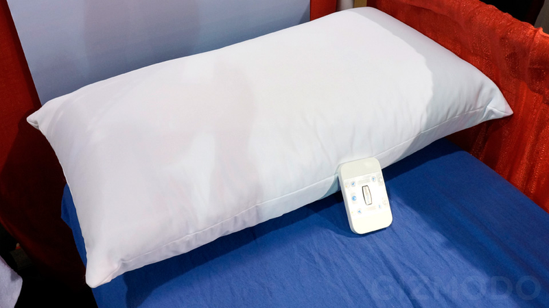 Illustration for article titled Forget 4K, an Intelligent Self-Adjusting Pillow Is What Real Innovation Looks Like